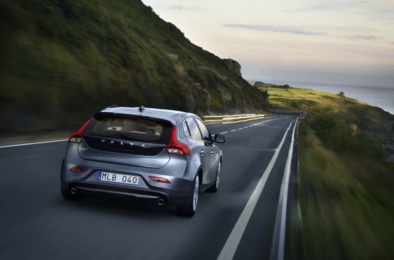 arriere-volvo-v40.jpg