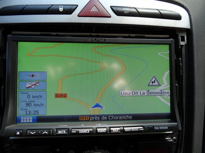 Ecran GPS W910R.JPG