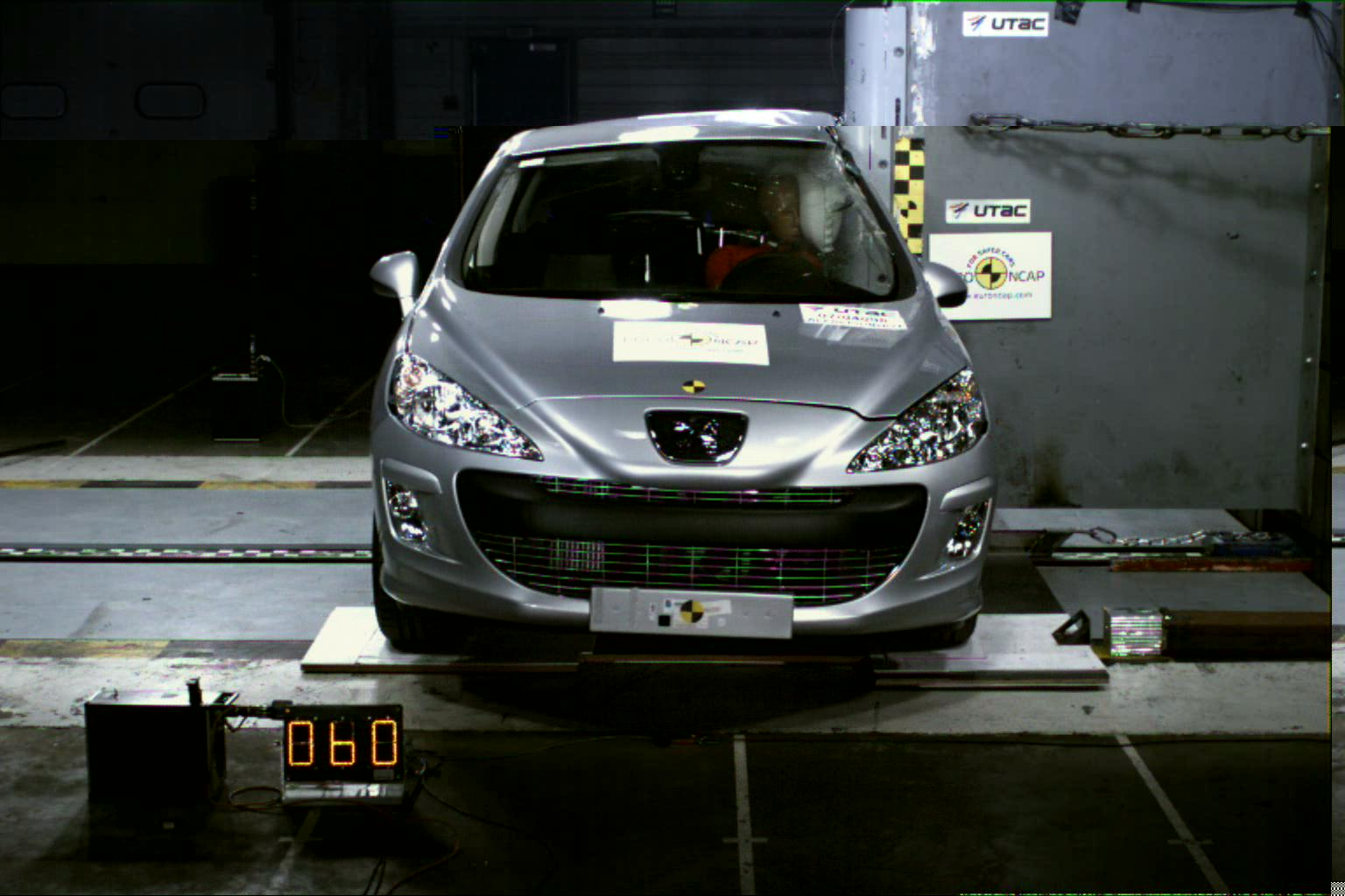 PEUGEOT-308_Pole.jpeg