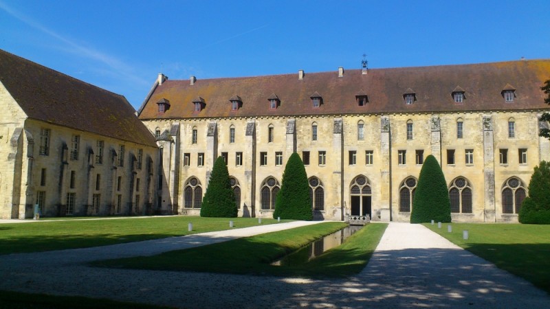 royaumont 3.jpg