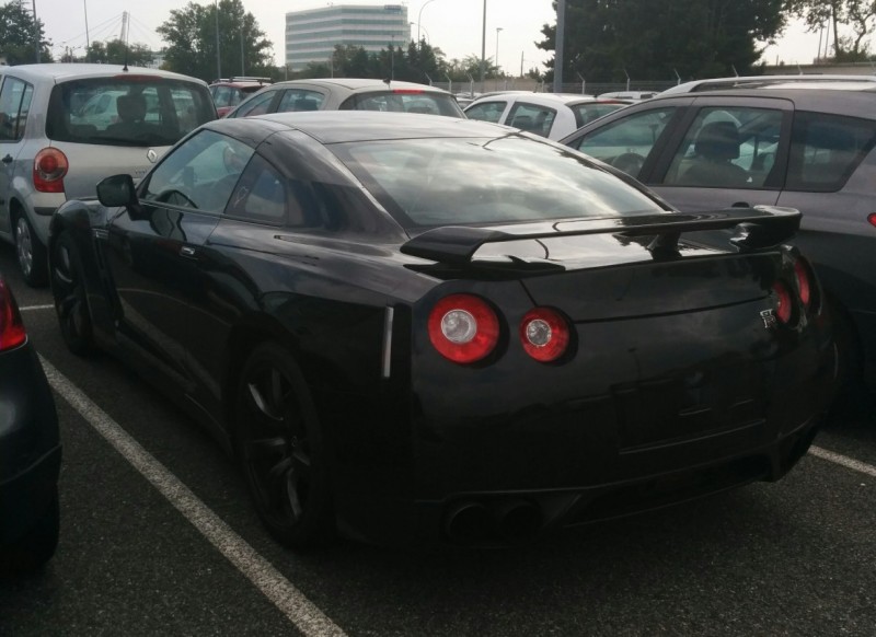 nissan_GTR.jpg