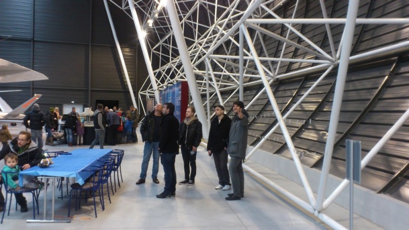 la bande.jpg (486.84 Kio) Vu 48112 fois la bande.jpg