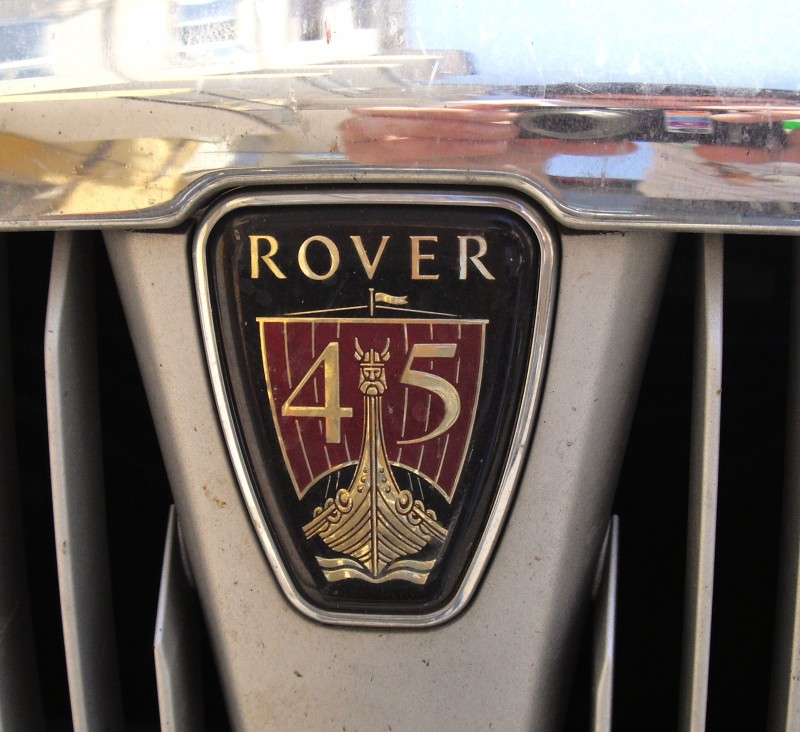 Rover_45_badge.JPG