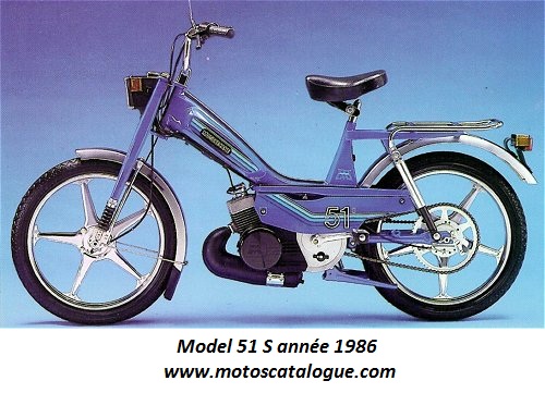 51-S-1986-49.9cc-violette-lisere-tricolore-motobecane-01-.jpg