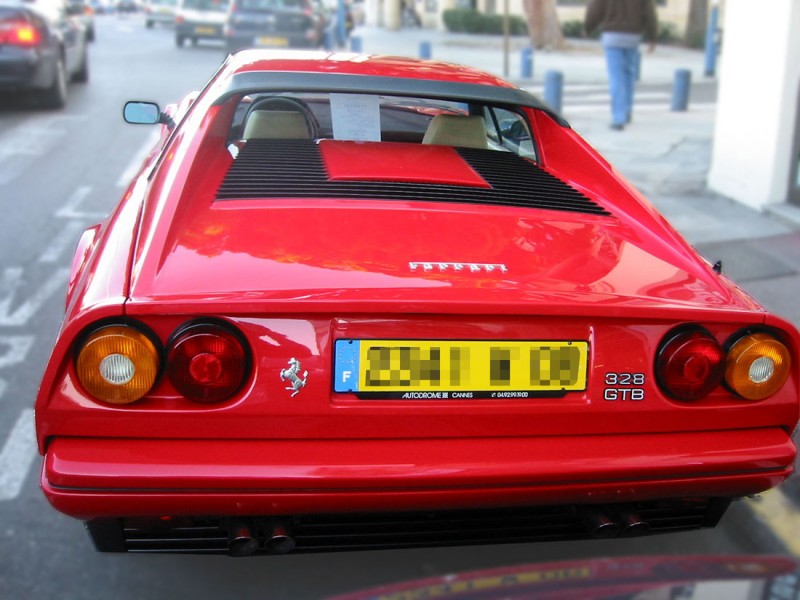 ferrari_328gtb_rear_view.jpg