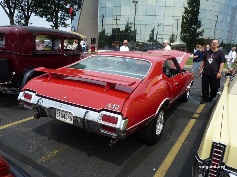 1972_olds_cutlass_442_2.jpg