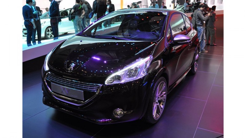 salon-geneve-2012-peugeot-208-xy-concept.jpg